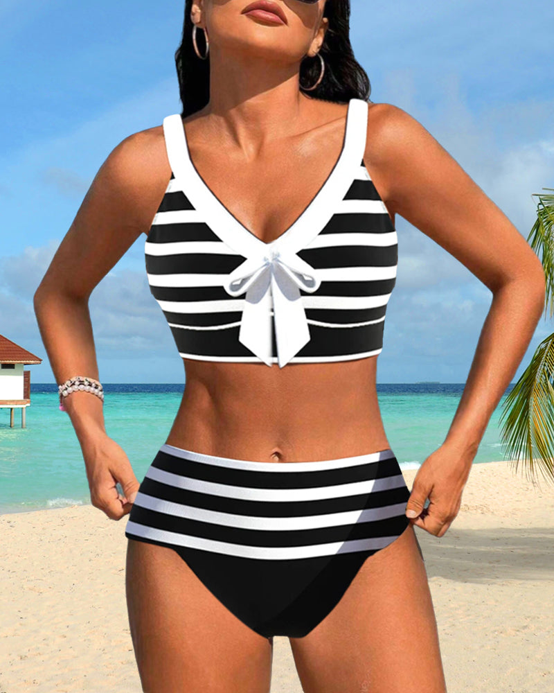 Sandra – Bikini w Paski z Wysokim Stanem