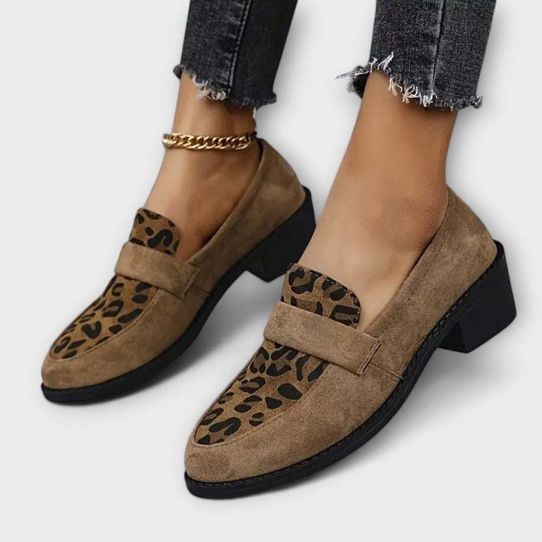 Aurora - Eleganckie buty damskie w panterkę