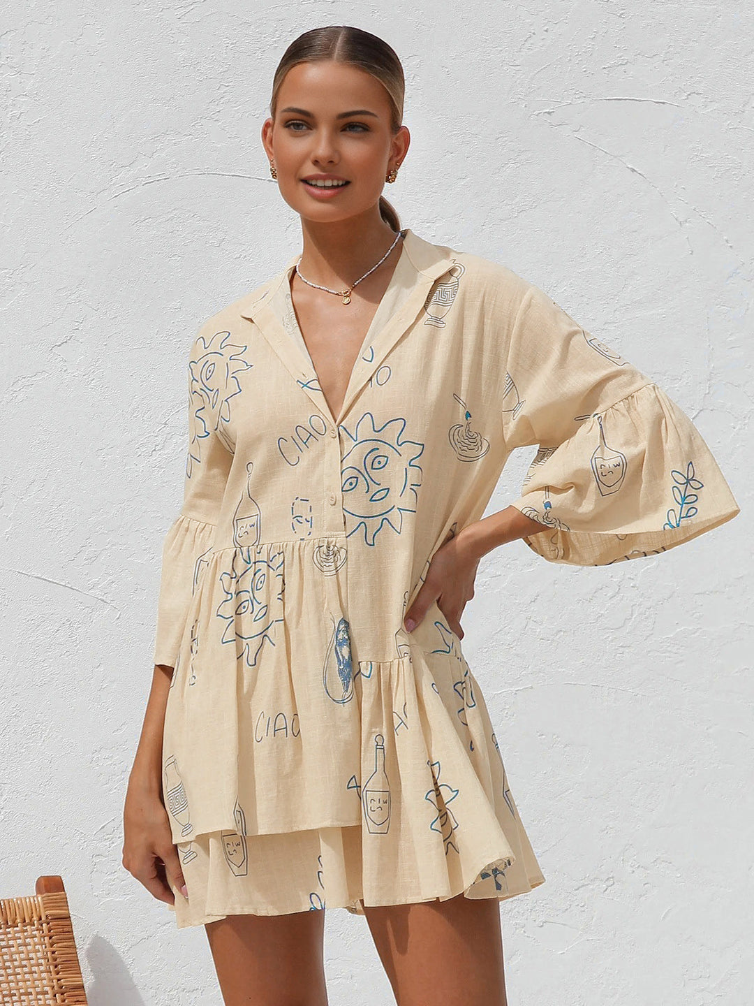 Oversized Sukienka Krótka z Wzorem Słonecznym