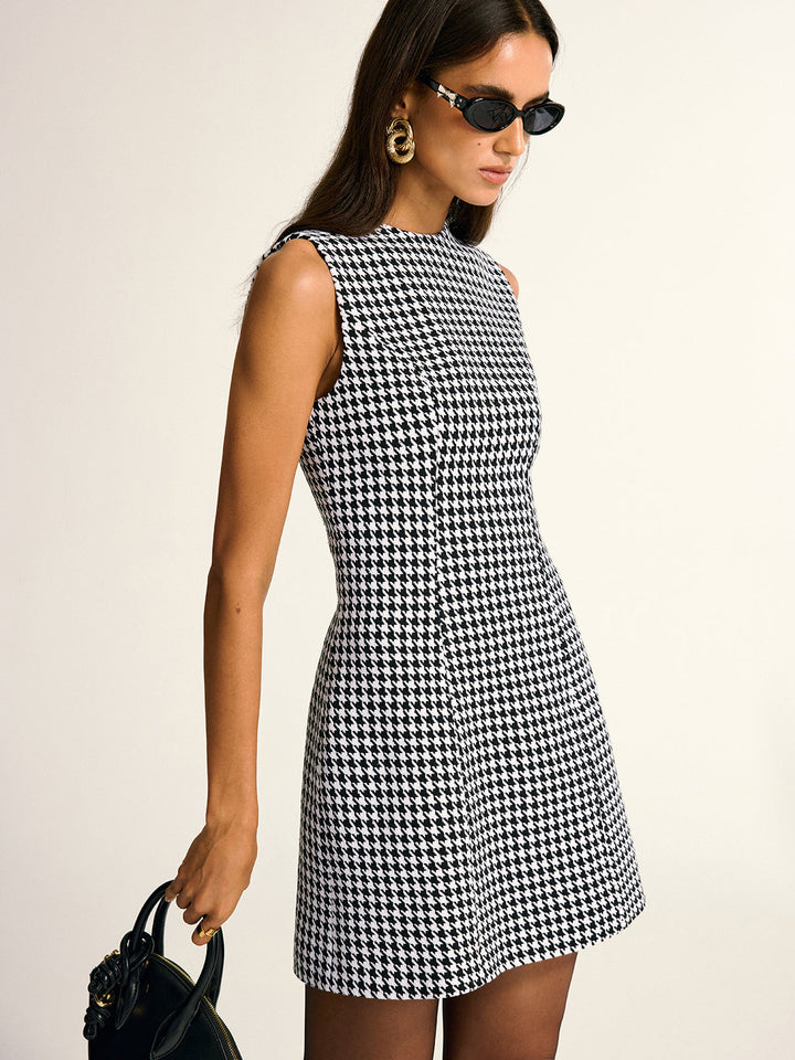 Sukienka mini bez rękawów w wzór houndstooth