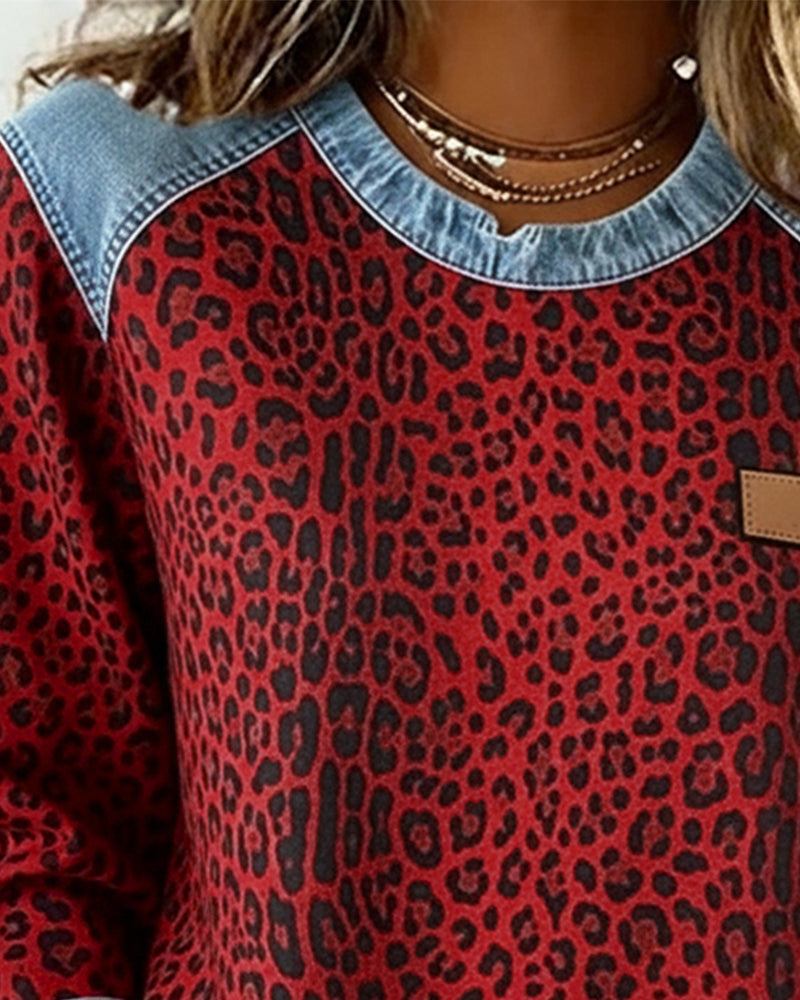 Alina | Sweter z Nadrukiem Lamparta