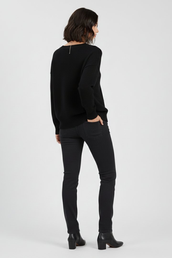 Petronela | Sweter Pullover z Dekoltem w Serek