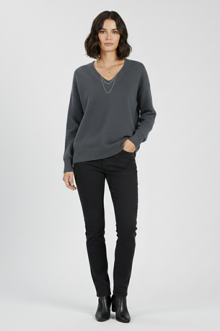 Petronela | Sweter Pullover z Dekoltem w Serek