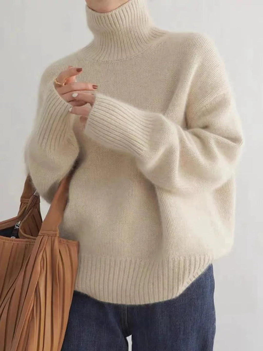Paulina | Sweter z Golfem