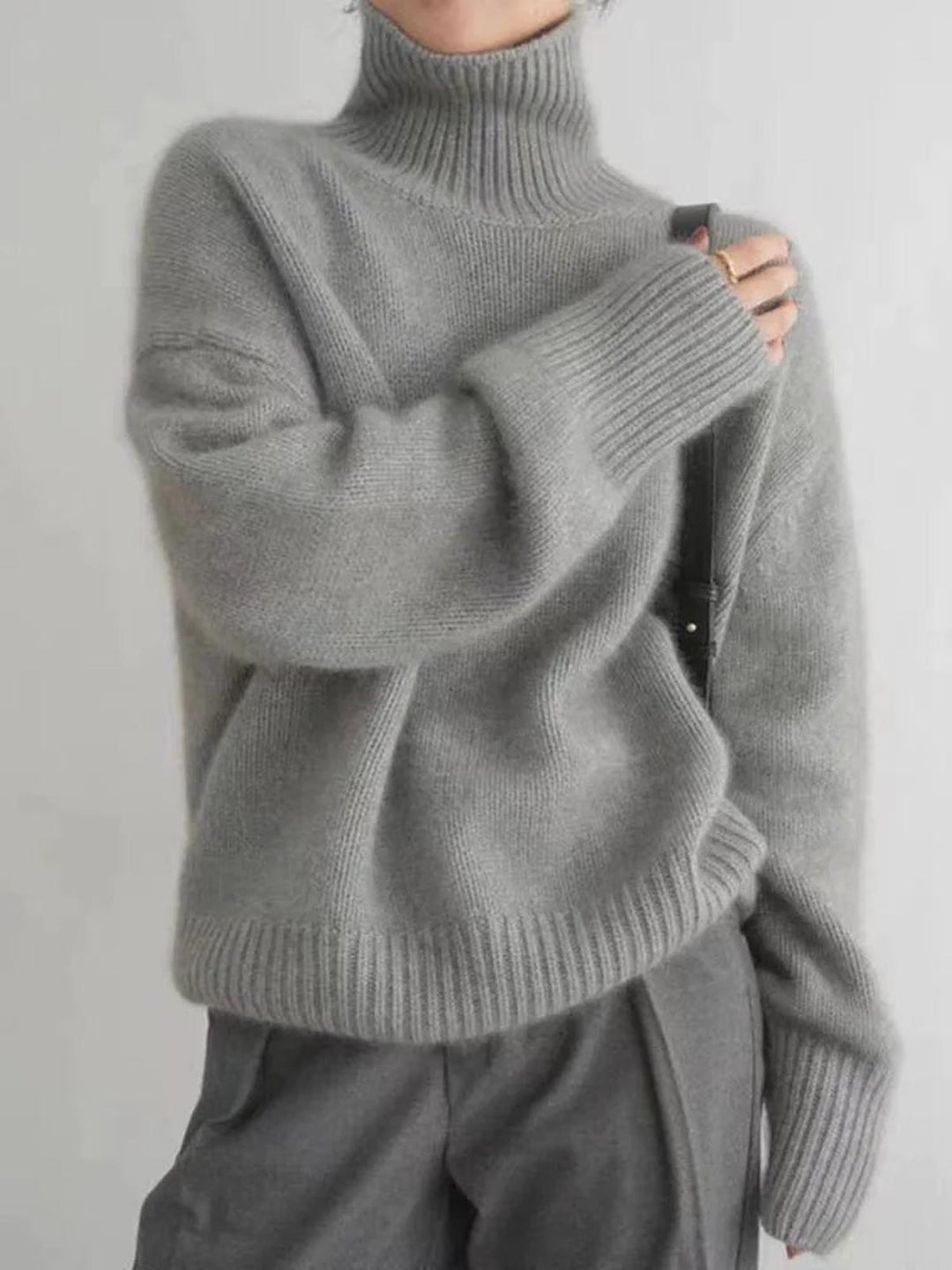 Paulina | Sweter z Golfem