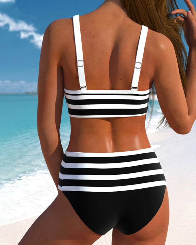 Sandra – Bikini w Paski z Wysokim Stanem