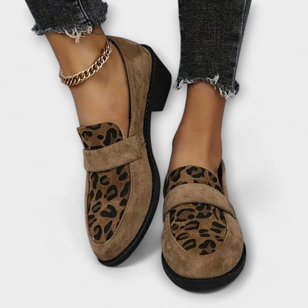 Aurora - Eleganckie buty damskie w panterkę