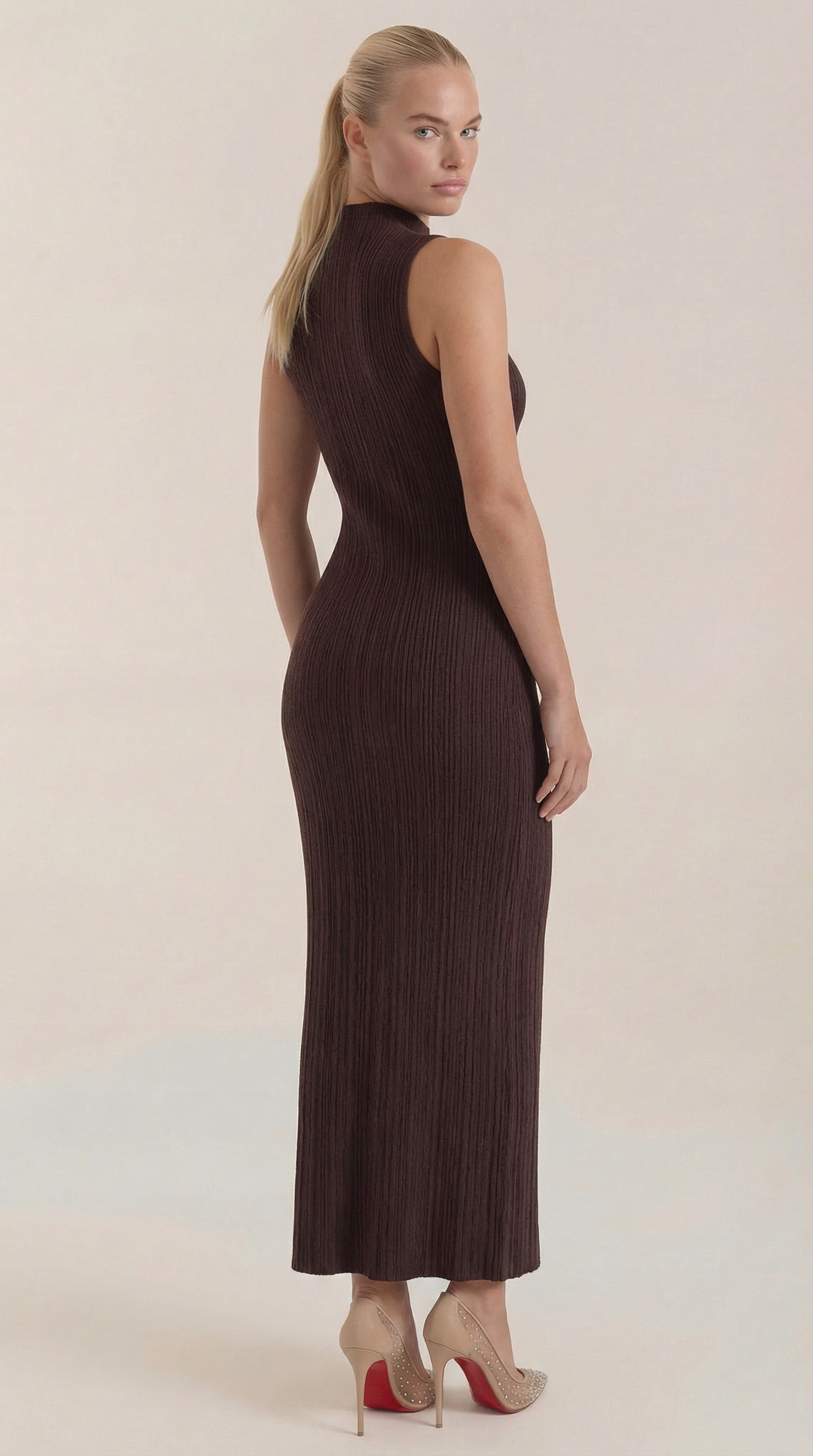 Sukienka maxi Sonia Bodycon z wysokim kołnierzem