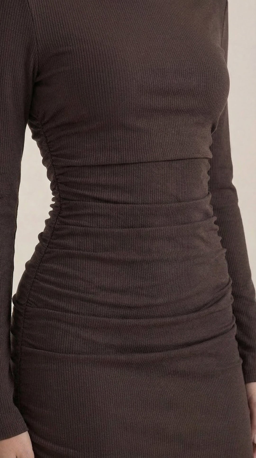Sukienka mini Elle z dekoltem off-shoulder
