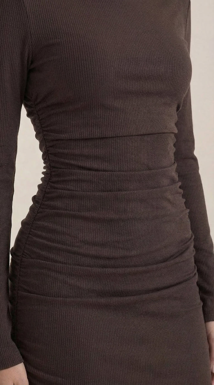 Sukienka mini Elle z dekoltem off-shoulder