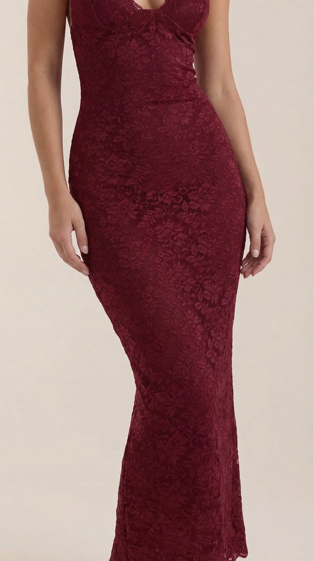 Roxanne Spitzen-Halter-Maxikleid