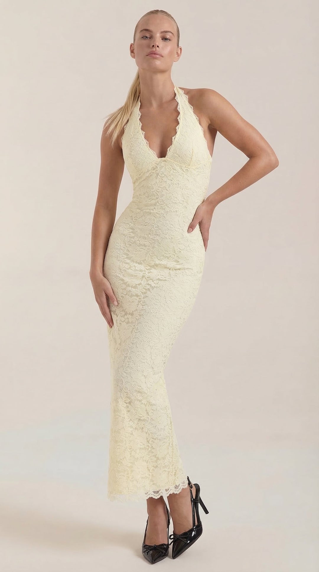 Roxanne Spitzen-Halter-Maxikleid